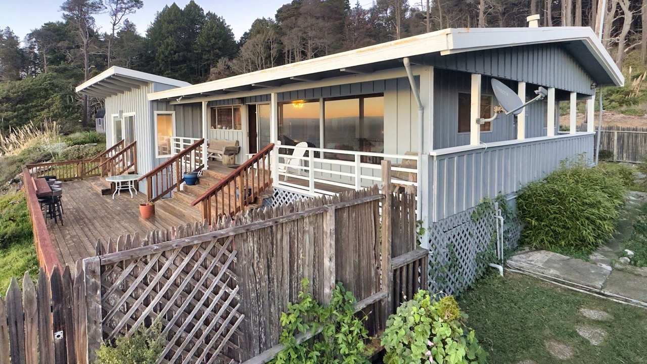 Photo of Patio Balcony in Gualala