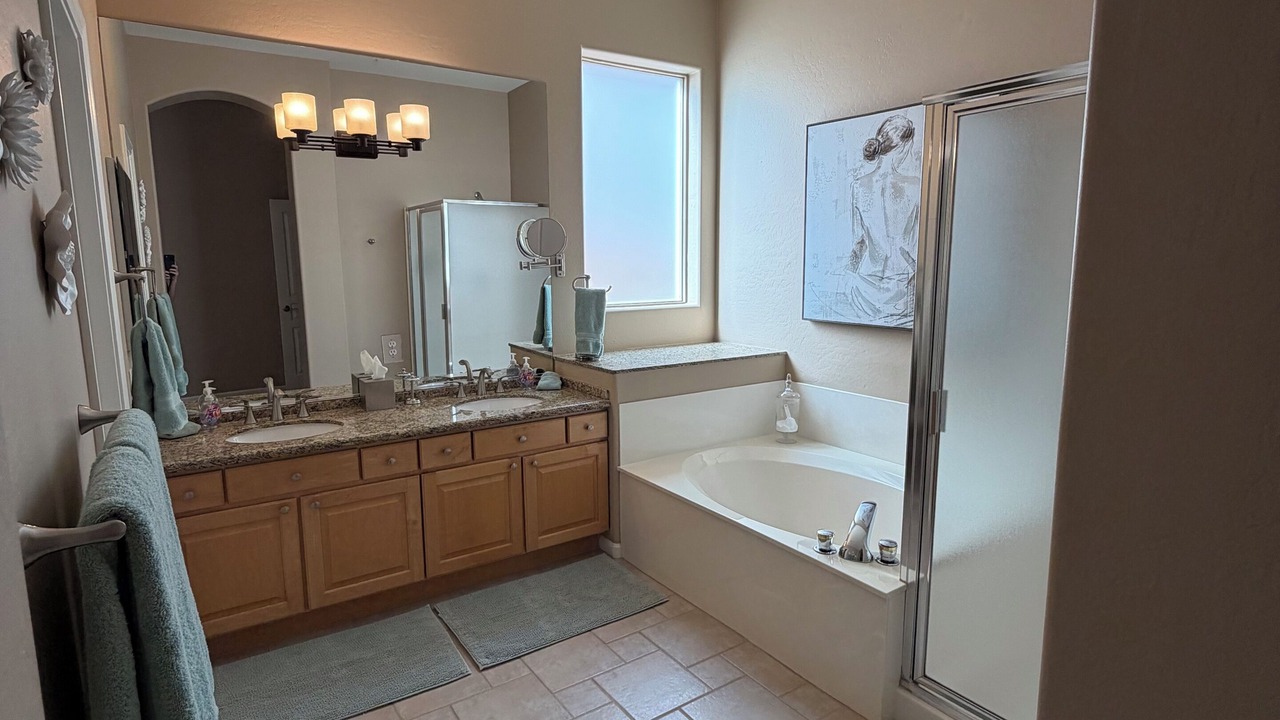 Photo of Bathroom in Island at Ocotillo