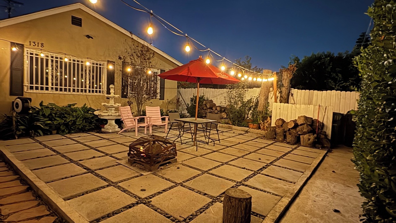 Photo of Patio Balcony in Florence-Graham