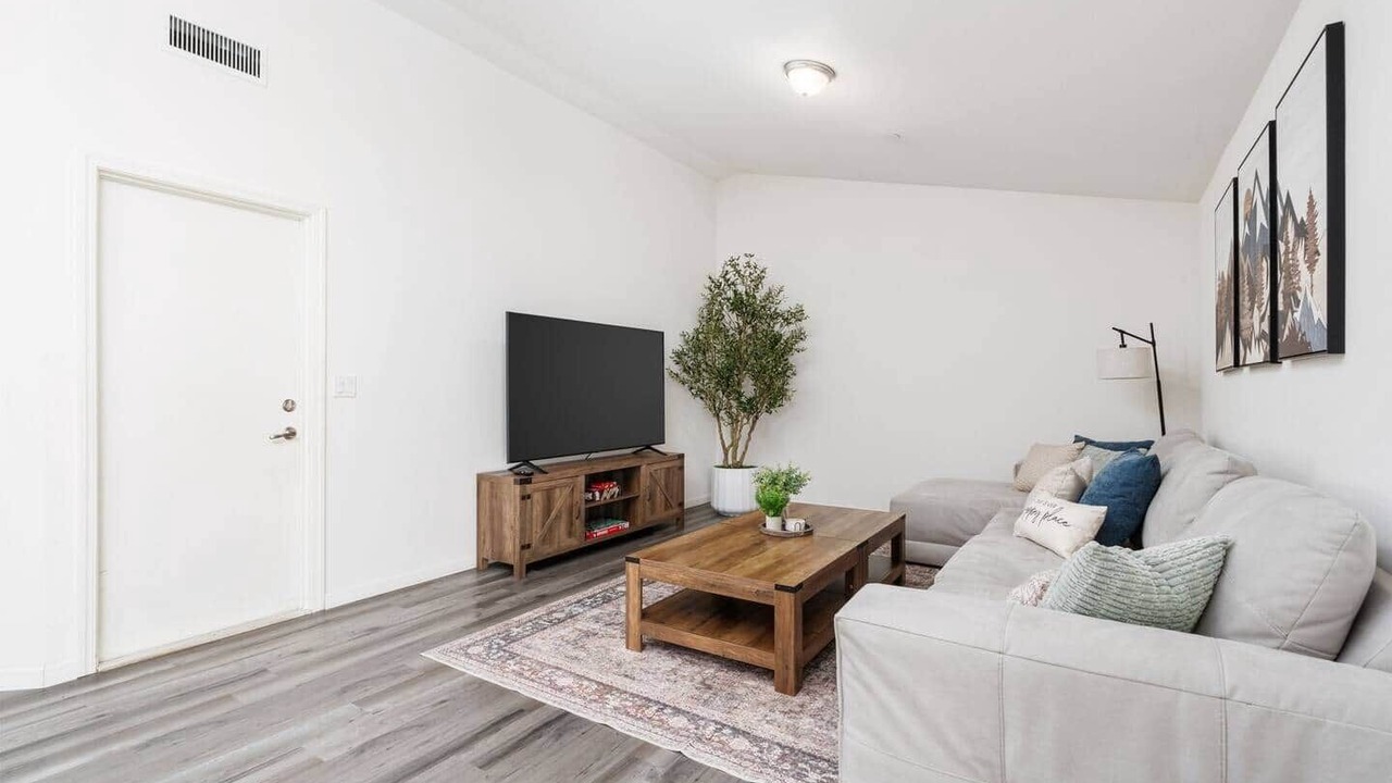 Photo of Livingroom in Coarsegold