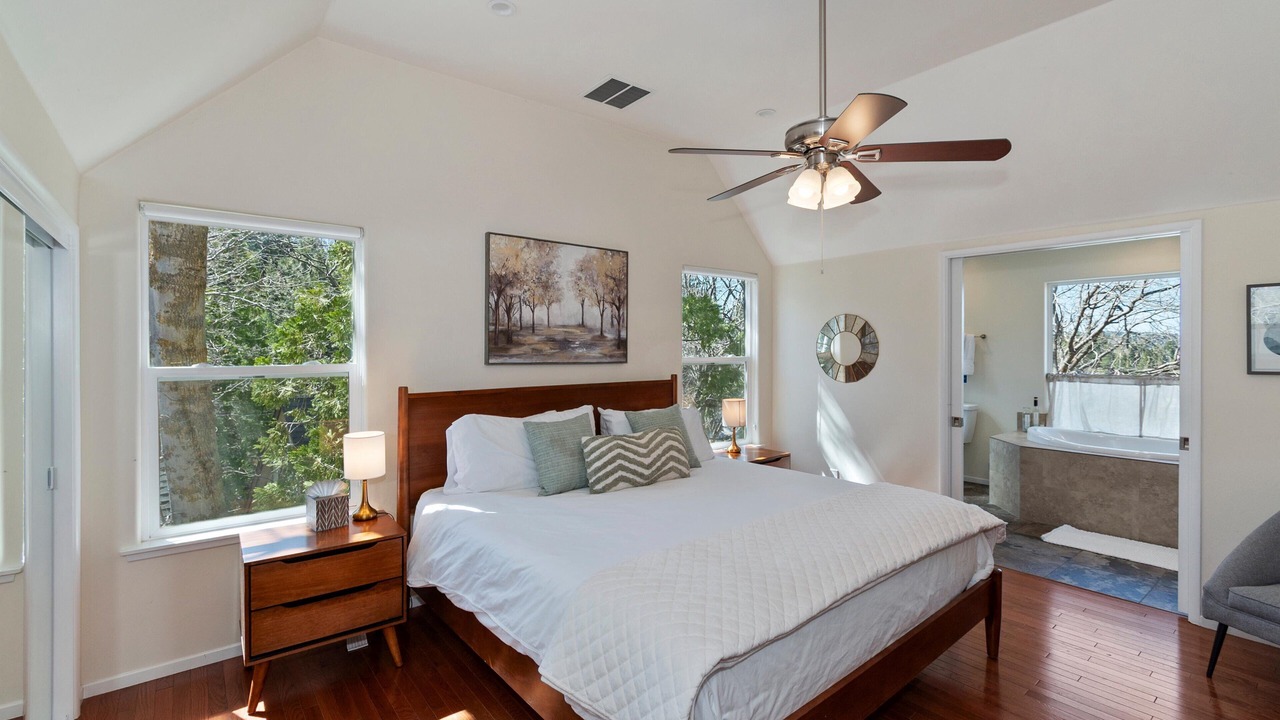 Photo of Bedroom in Cedar Glen