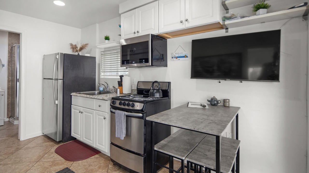 Photo of Kitchen in South Mission Beach