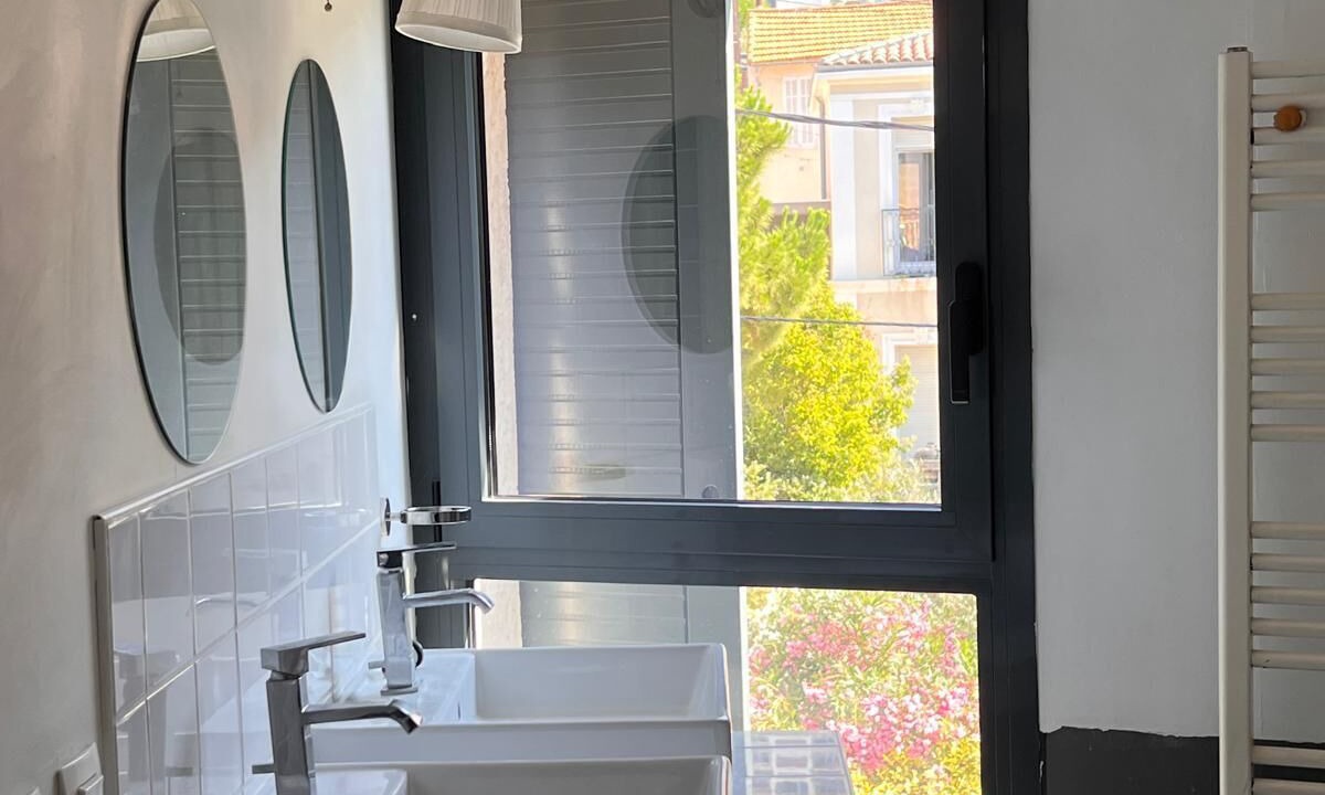Photo of Bathroom in Endoume