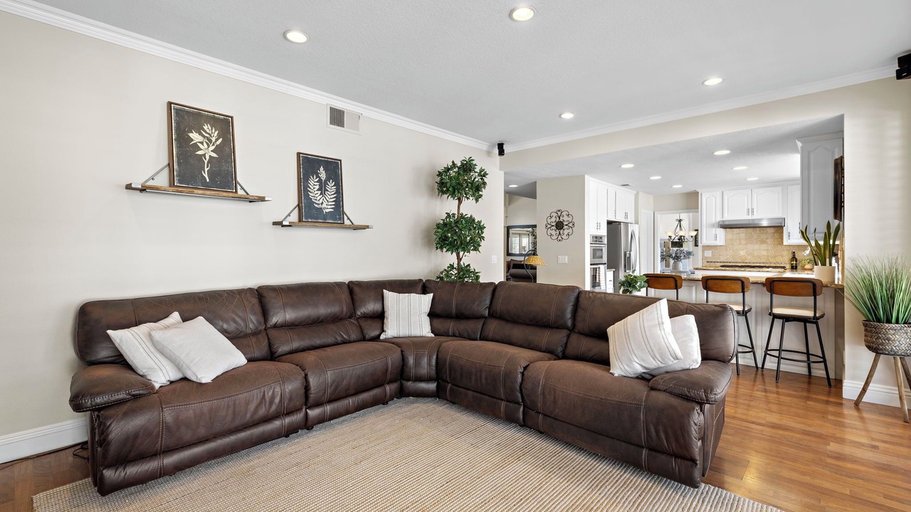 Photo of Livingroom in Tustin