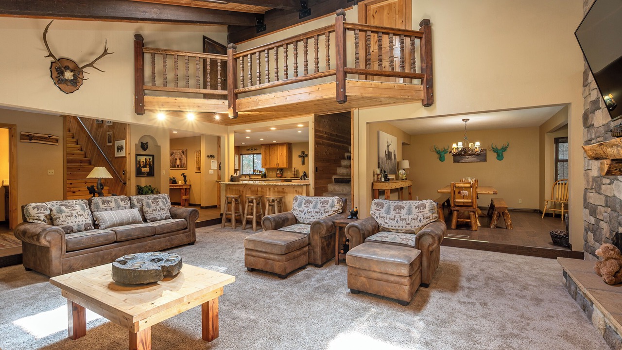 Photo of Patio Balcony in Summit Estates