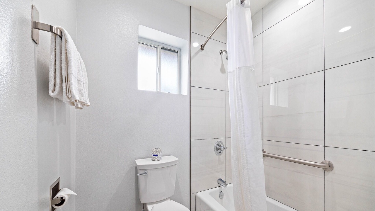 Photo of Bathroom in Townsite