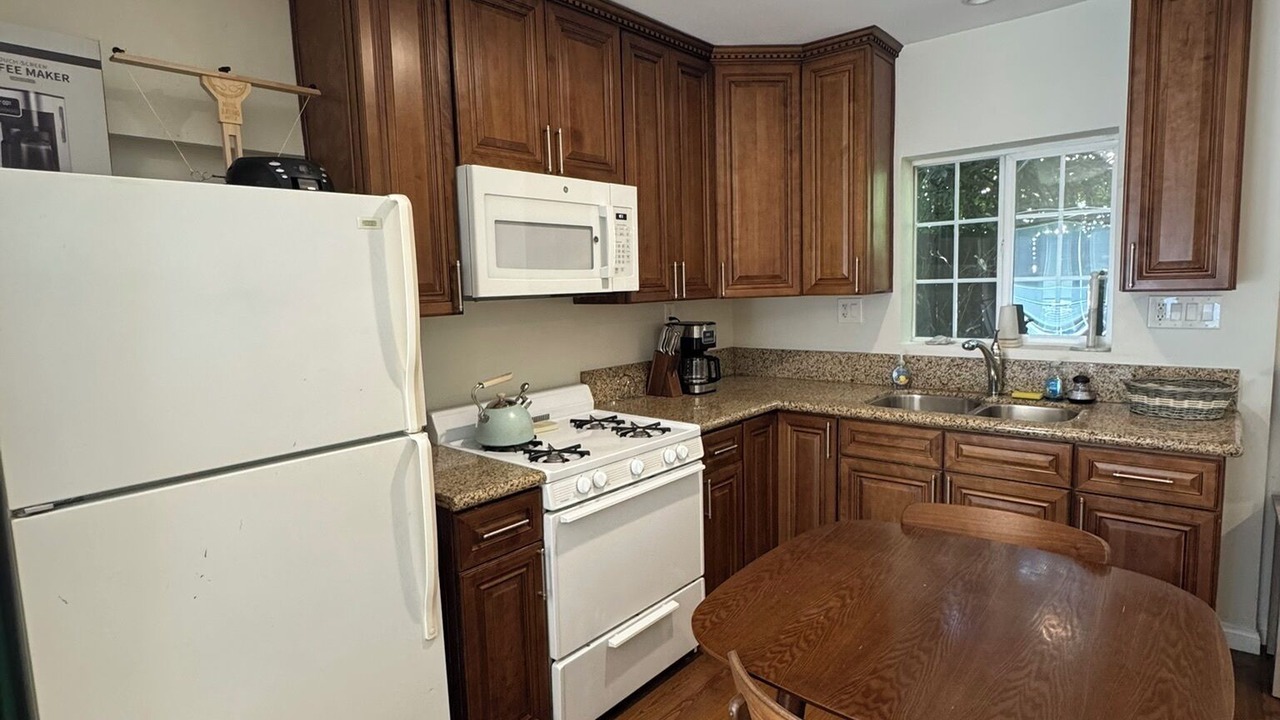 Photo of Kitchen in Granada Hills South
