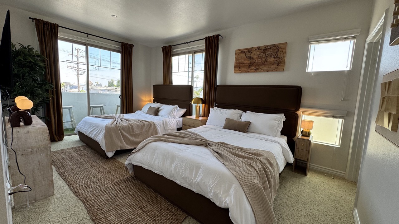 Photo of Bedroom in Sherman Oaks
