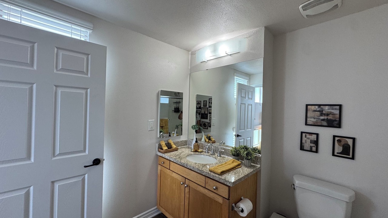 Photo of Bathroom in Sherman Oaks