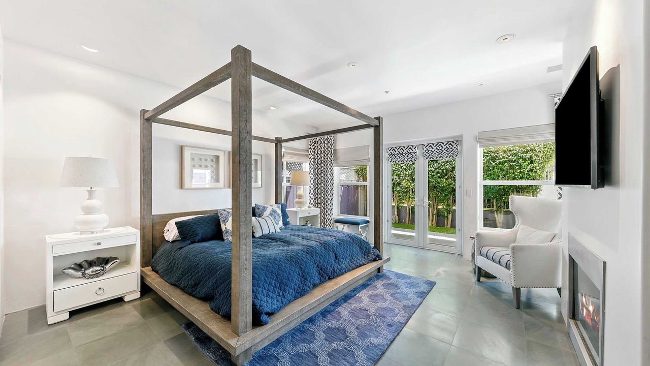 Photo of Bedroom in Downtown