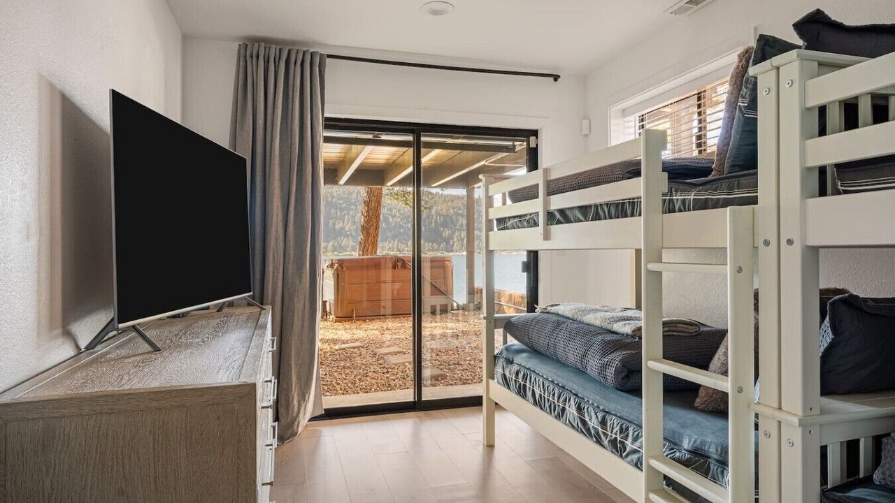 Photo of Bedroom in Boulder Bay