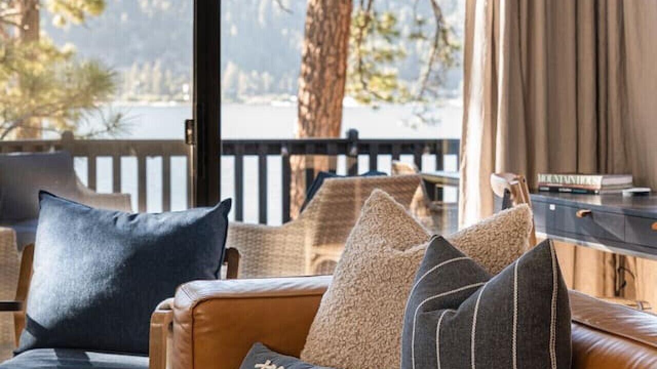 Photo of Livingroom in Boulder Bay