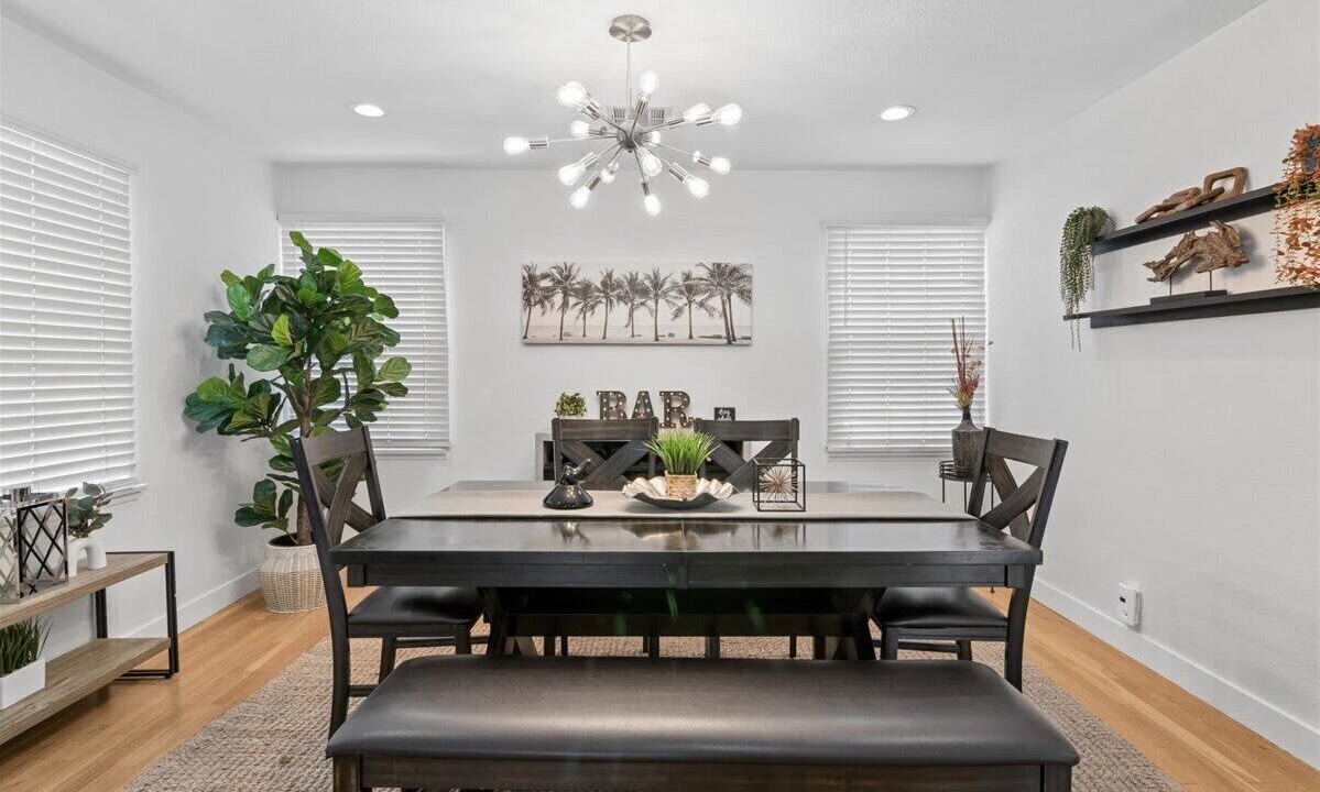 Photo of Bedroom in Valley Glen