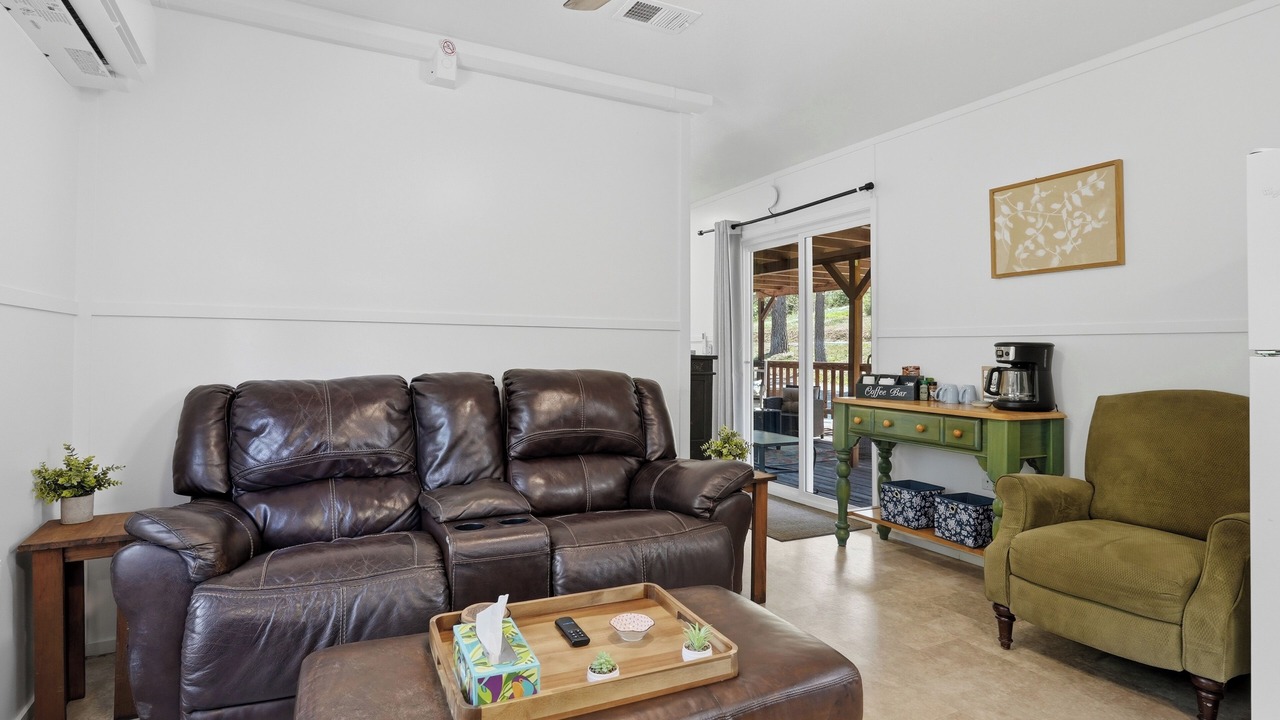 Photo of Livingroom in North Fork