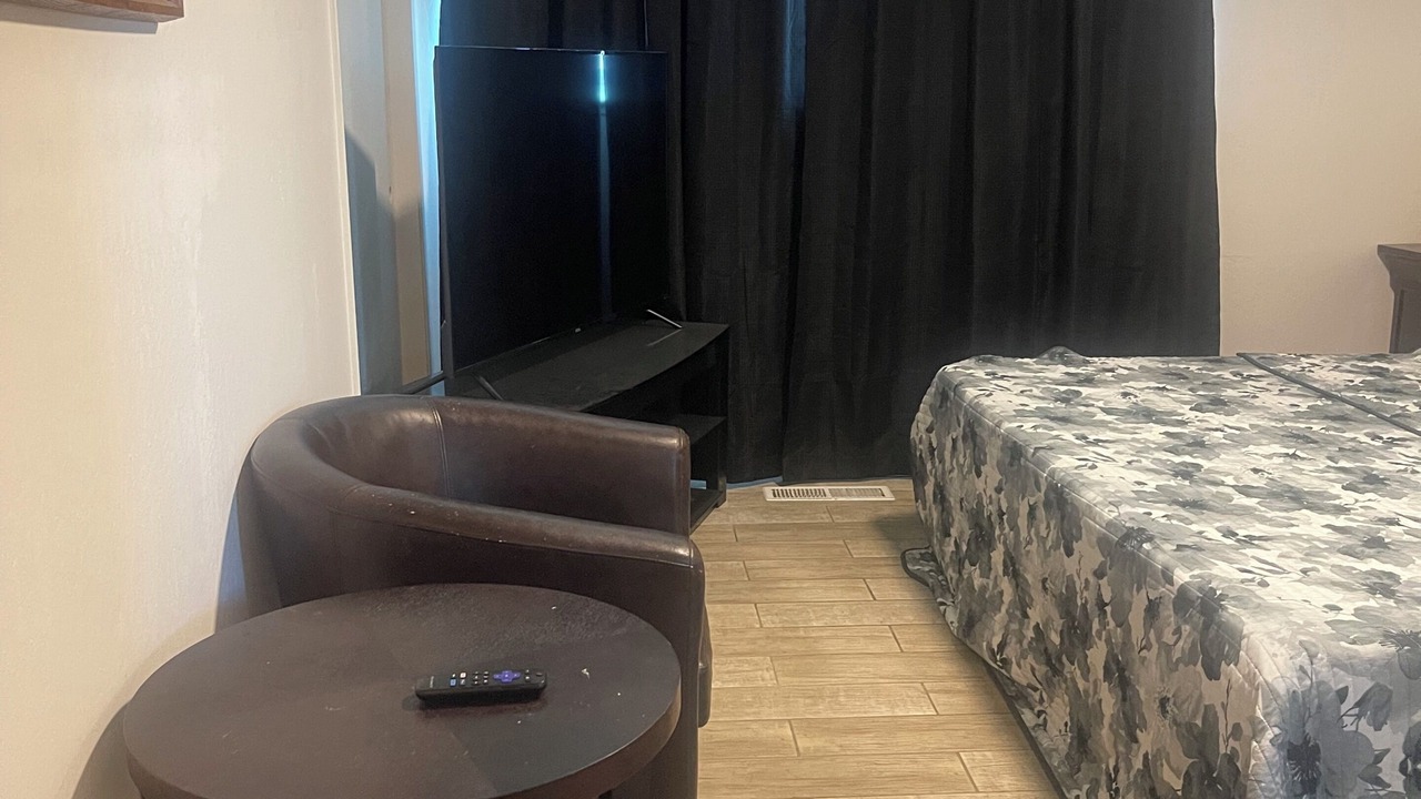 Photo of Bedroom in Pittsburg