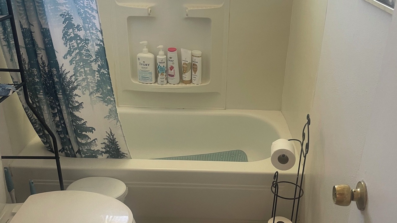 Photo of Bathroom in Pittsburg