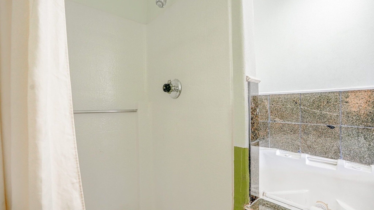 Photo of Bathroom in Hesperia