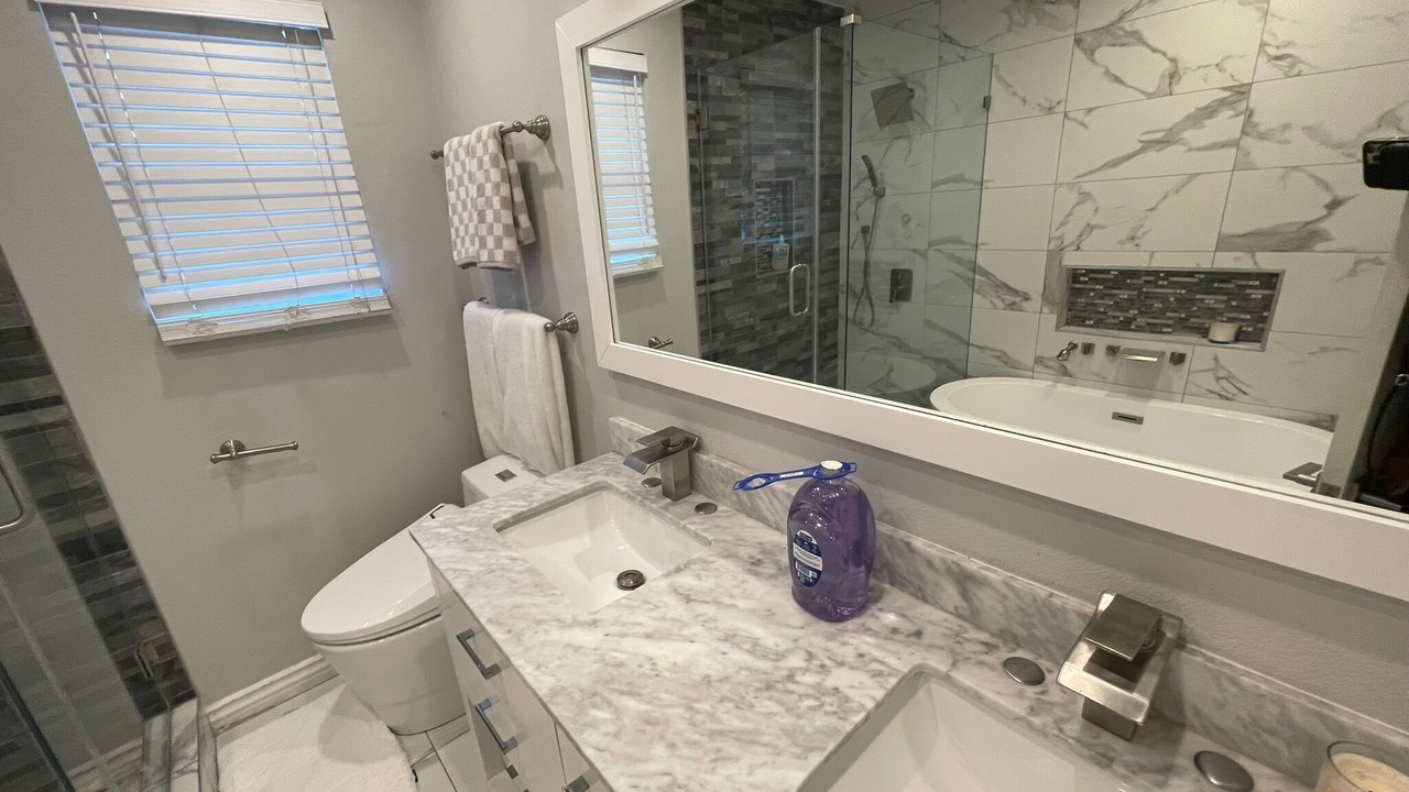 Photo of Bathroom in Crescenta Highlands