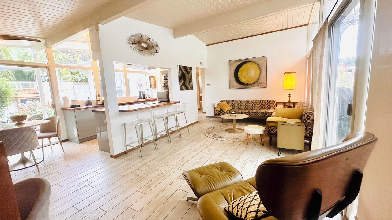 Photo of Livingroom in Loma Alta