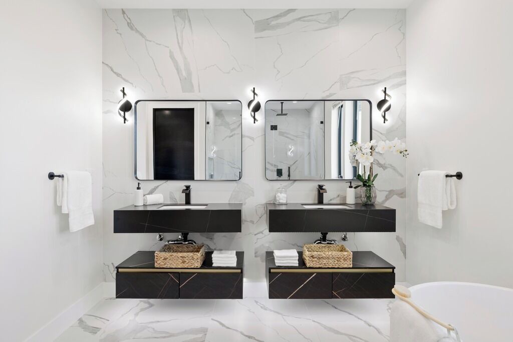 Photo of Bathroom in Encino