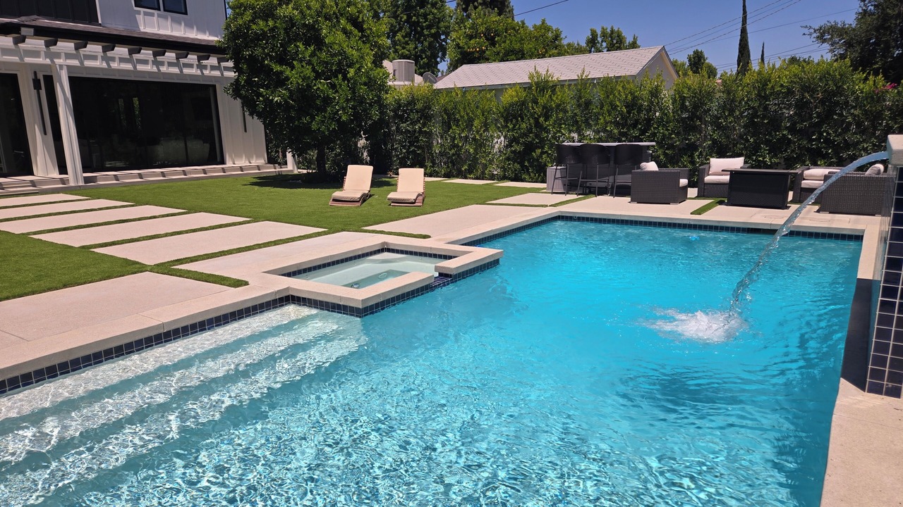 Photo of Outdoor in Encino