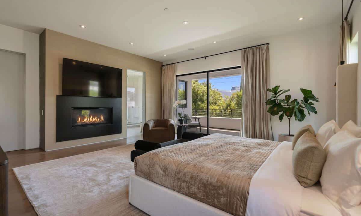 Photo of Bedroom in Beverly Grove