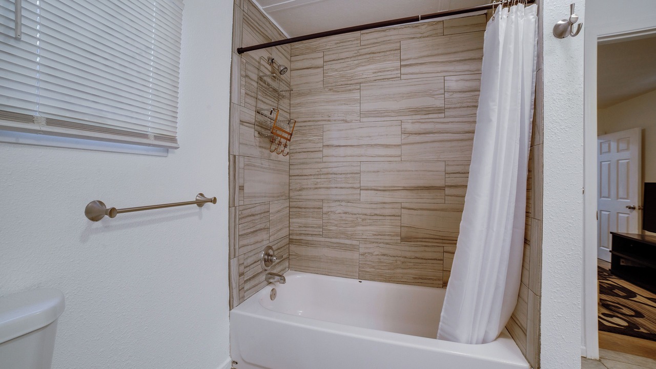 Photo of Bathroom in Downtown Riverside