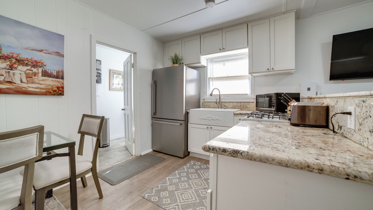 Photo of Kitchen in Downtown Riverside