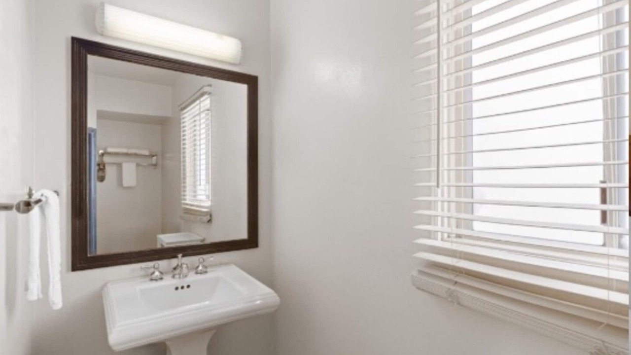 Photo of Bathroom in Yuma Townsite