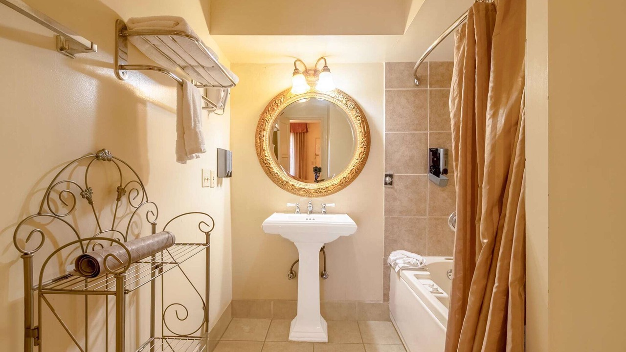 Photo of Bathroom in Yuma Townsite