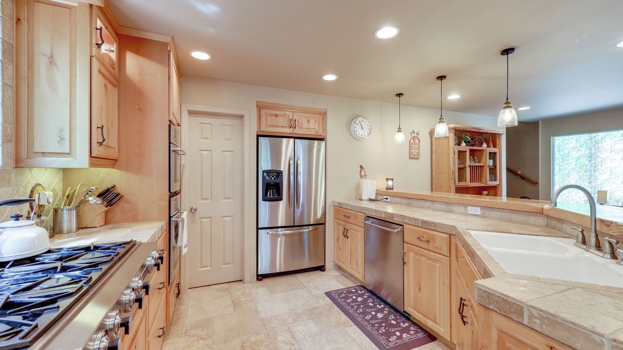 Photo of Kitchen in Cedar Glen