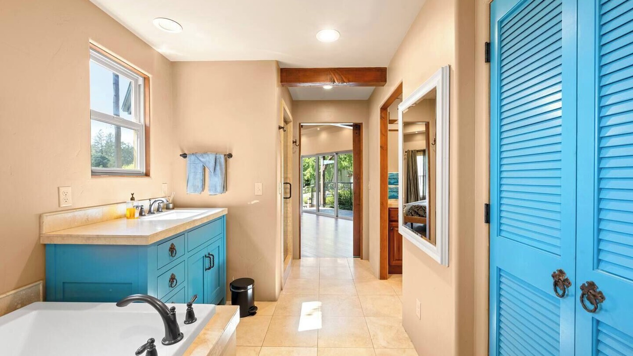 Photo of Bathroom in Auburn