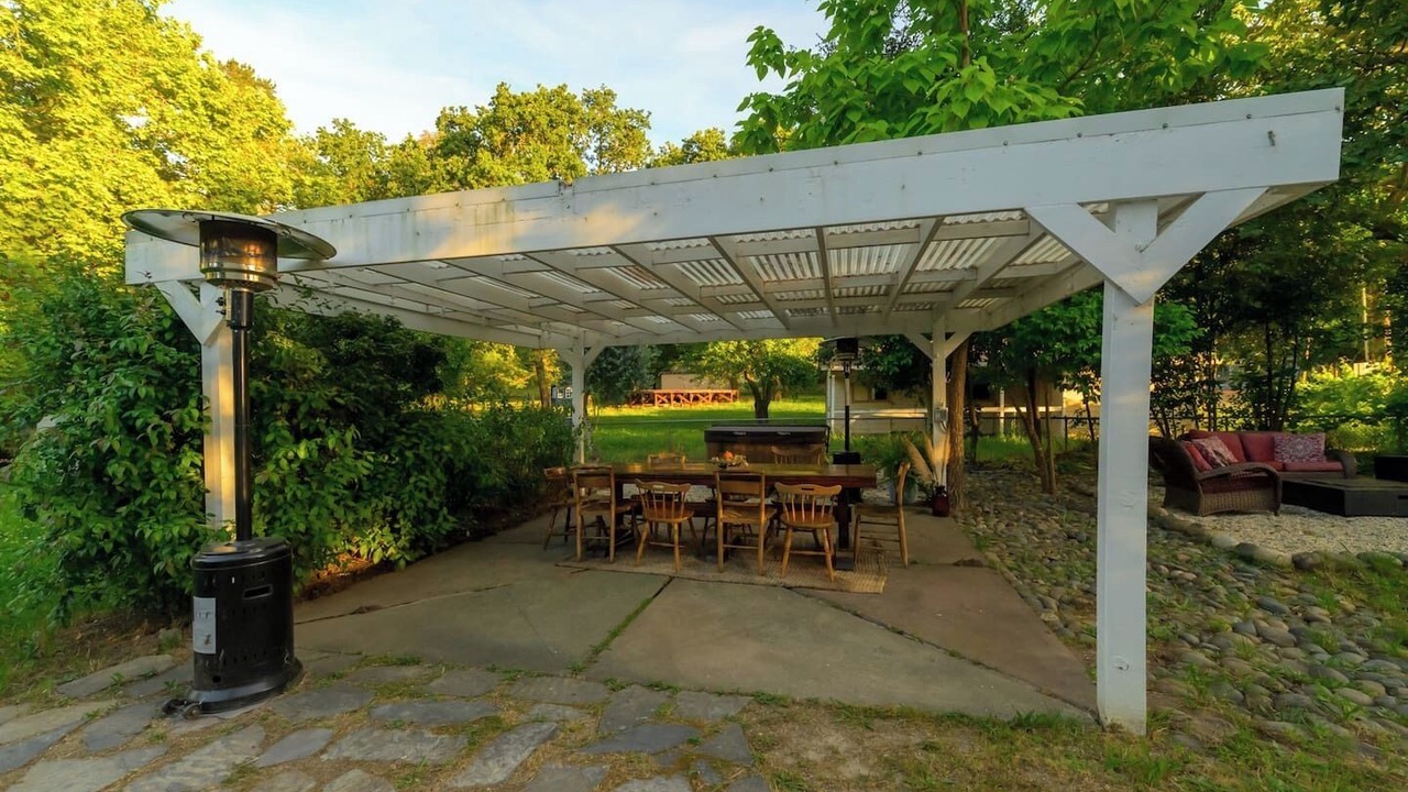 Photo of Outdoor in Forestville