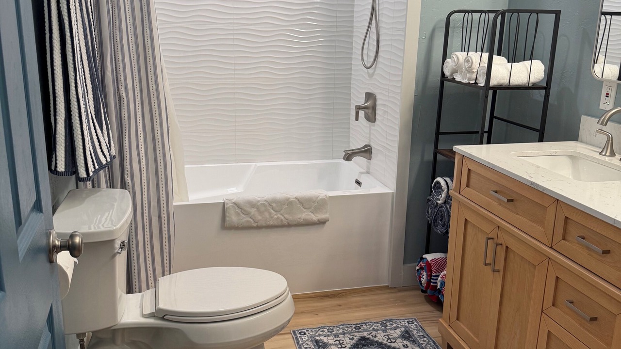 Photo of Bathroom in Orick