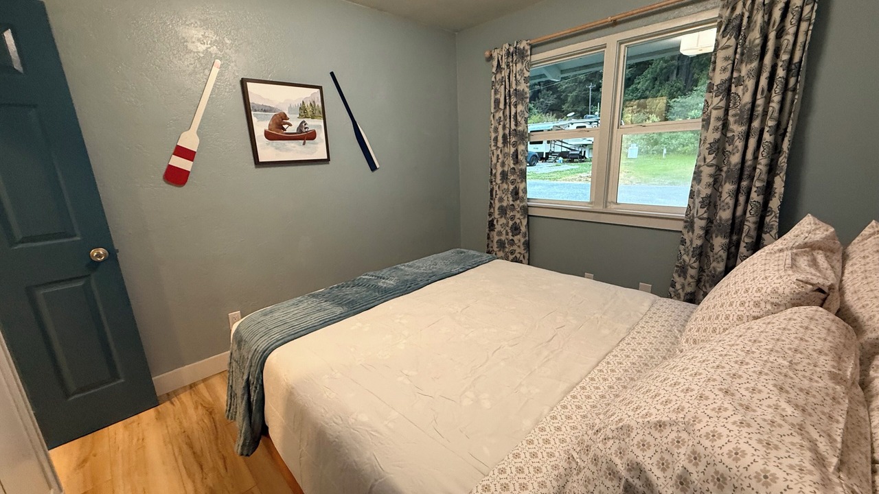 Photo of Bedroom in Orick