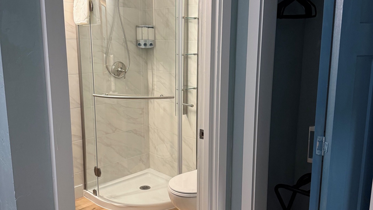 Photo of Bathroom in Orick