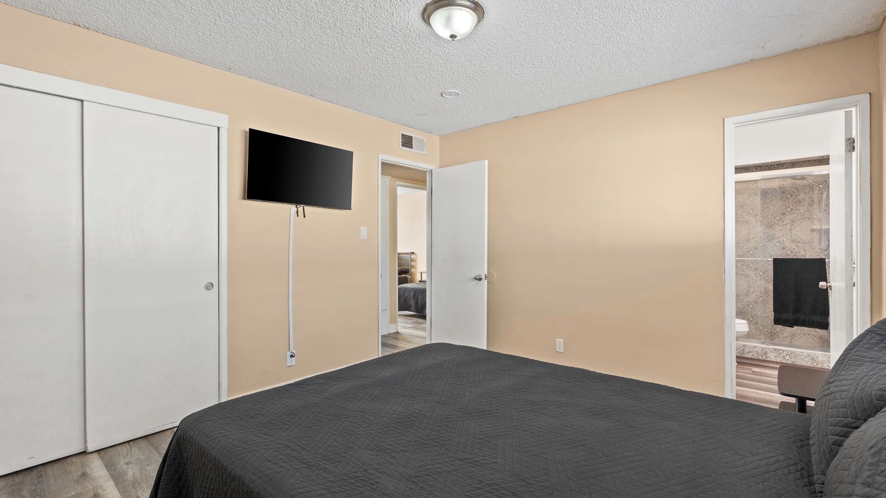 Photo of Bedroom in Pumpkin Center