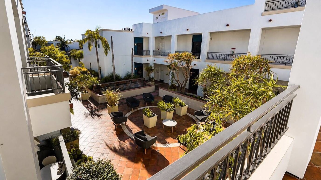 Photo of Patio Balcony in Sherman Oaks