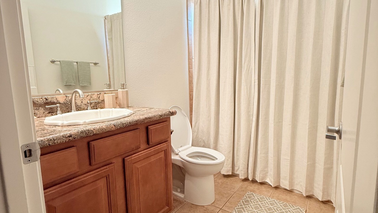 Photo of Bathroom in Sunridge Estates
