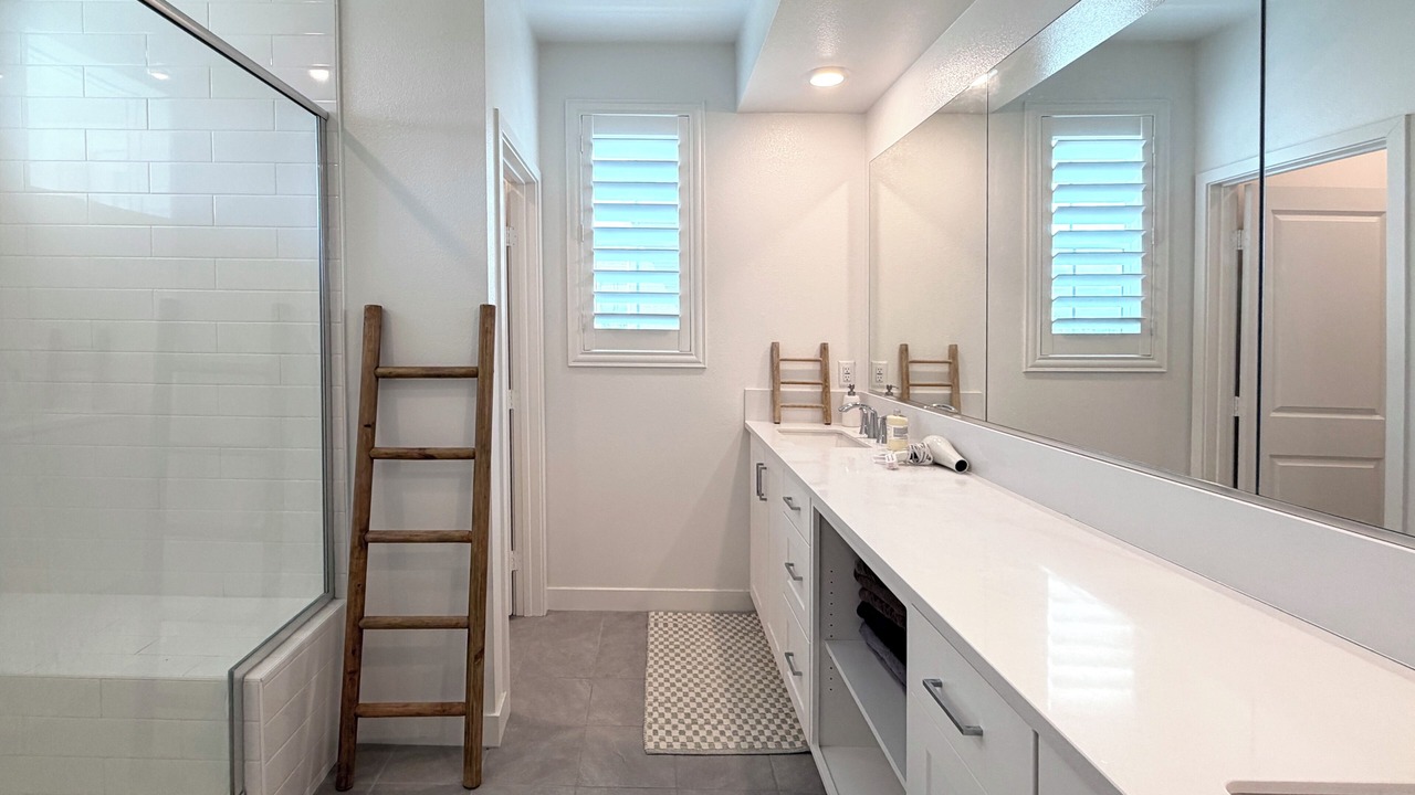 Photo of Bathroom in Northwest Anaheim