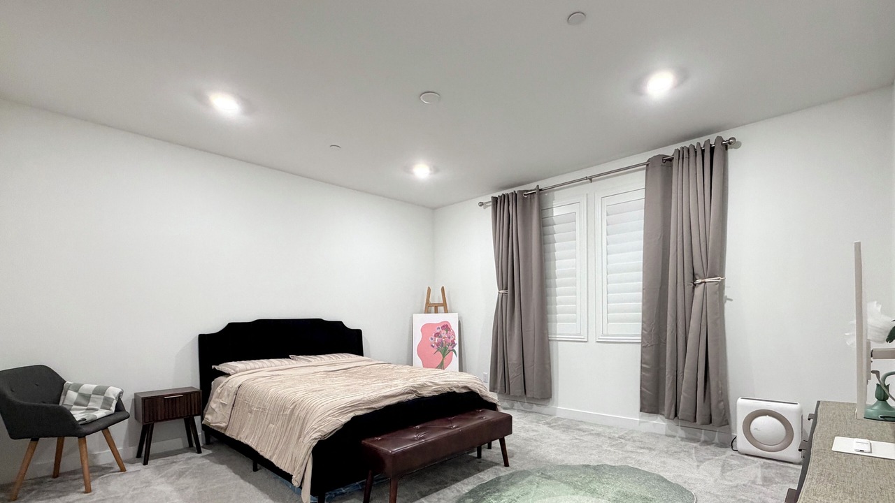 Photo of Bedroom in Northwest Anaheim