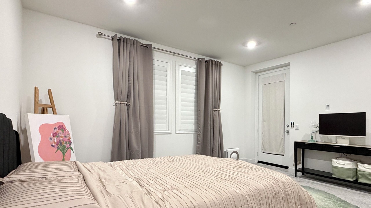 Photo of Bedroom in Northwest Anaheim