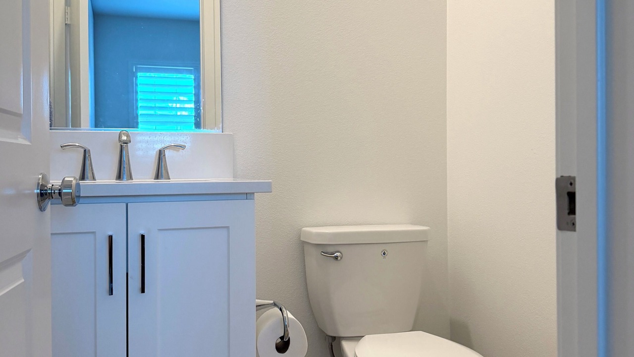 Photo of Bathroom in Northwest Anaheim