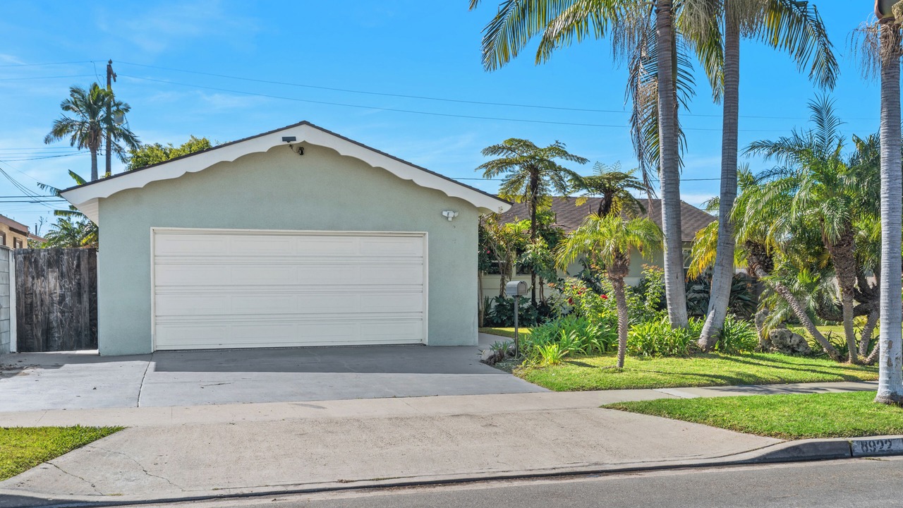 Photo of Outdoor in Rustic Lane