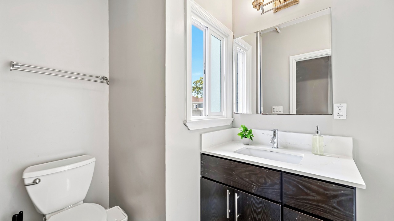 Photo of Bathroom in Central Berkeley