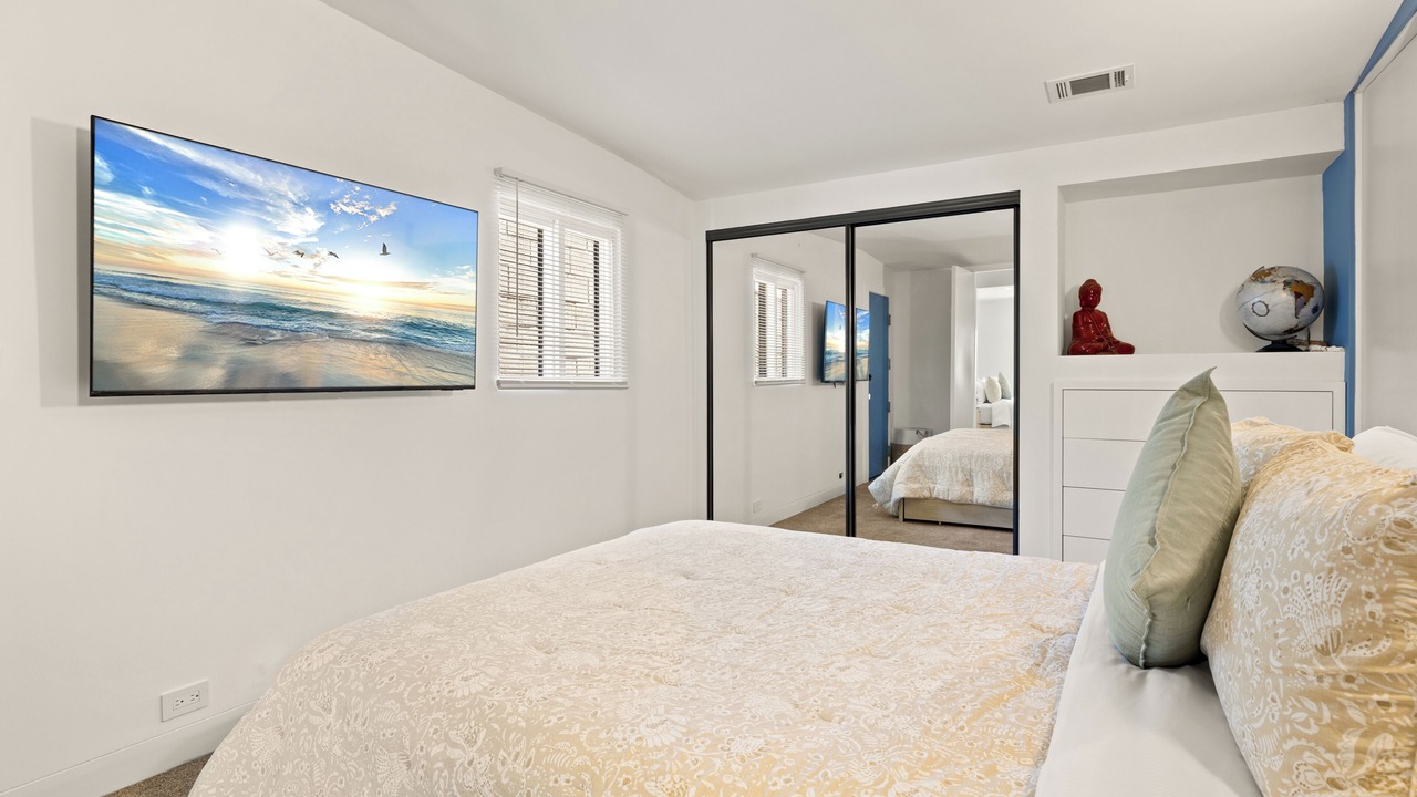 Photo of Bedroom in El Segundo