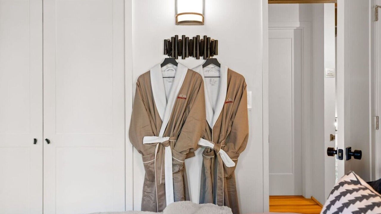Photo of Bedroom in Summit Estates