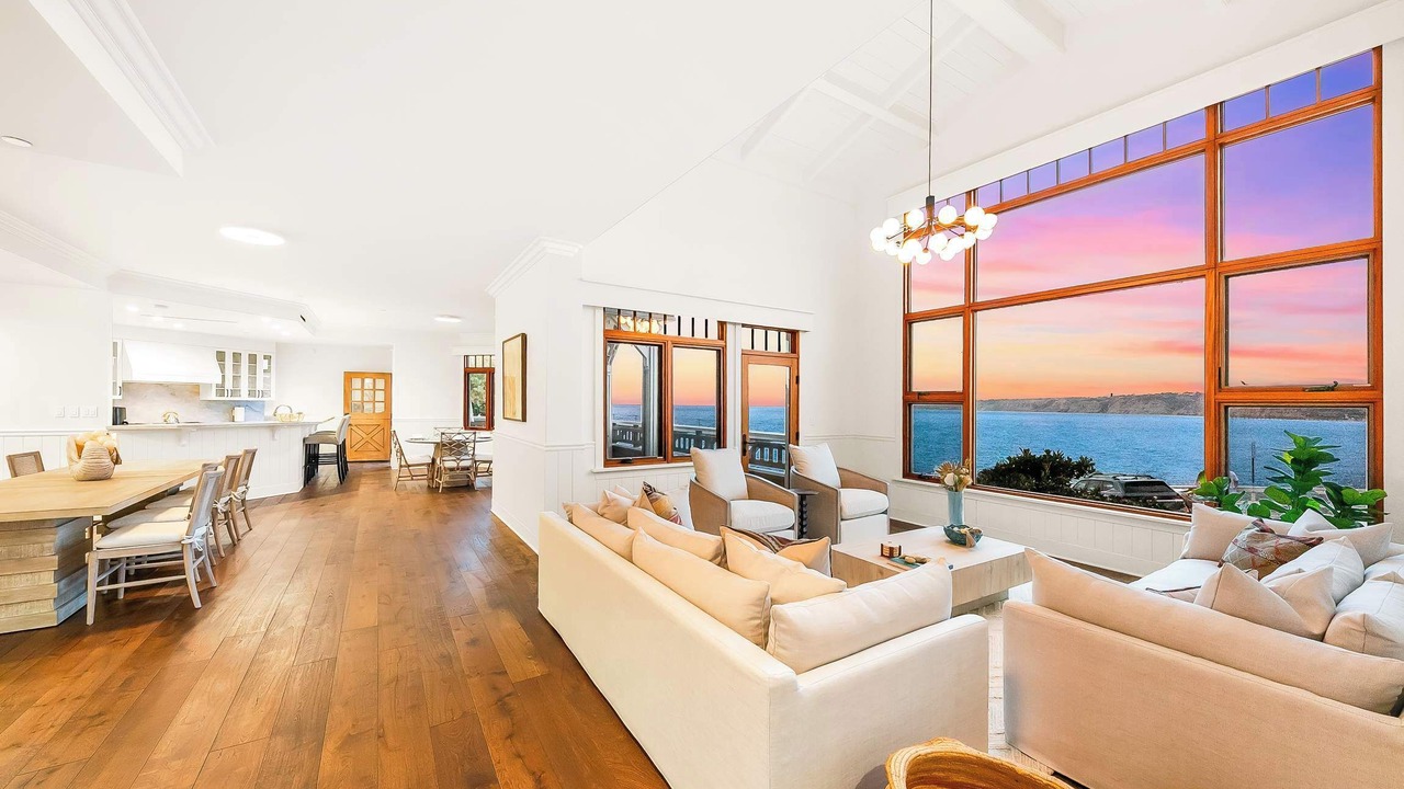 Photo of Livingroom in Village of La Jolla