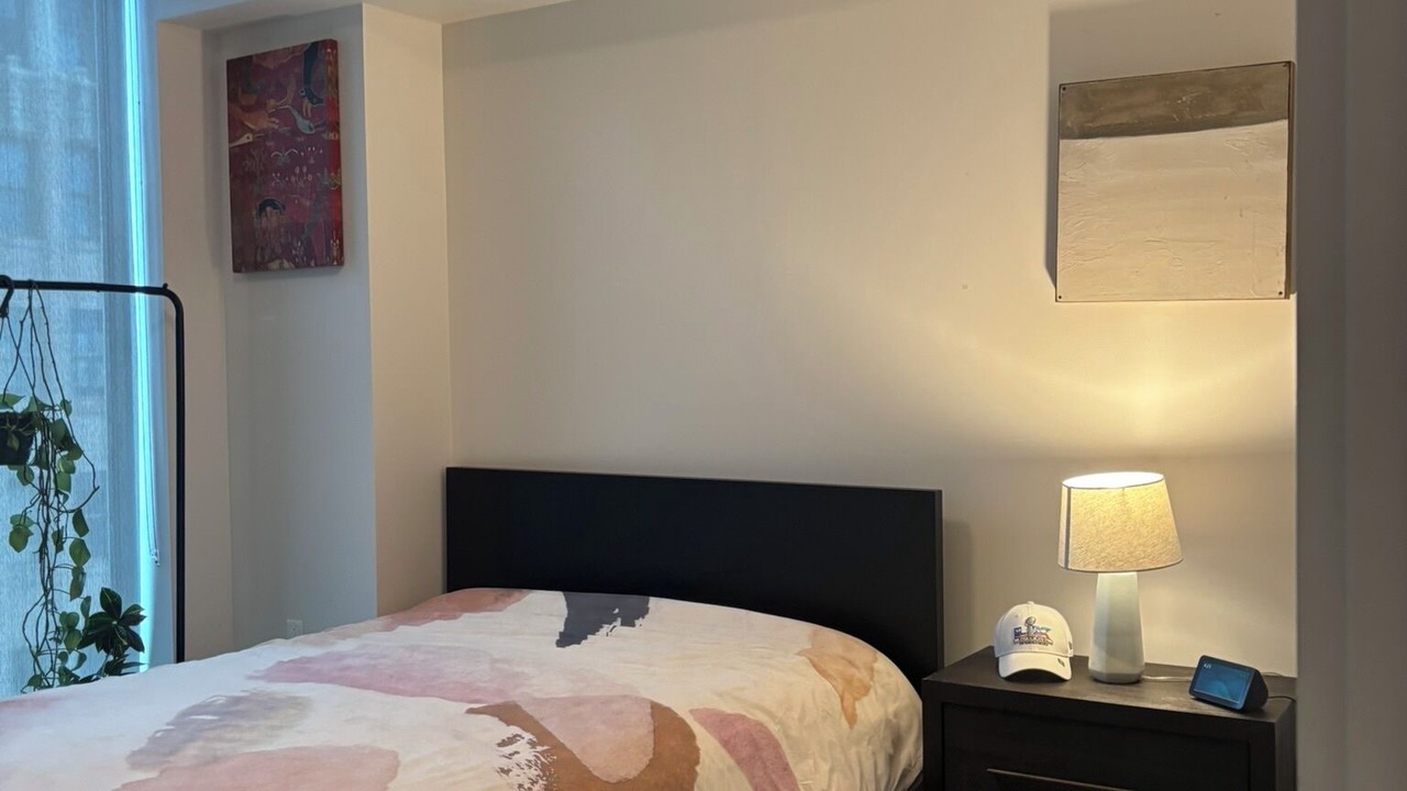Photo of Bedroom in Downtown Oakland