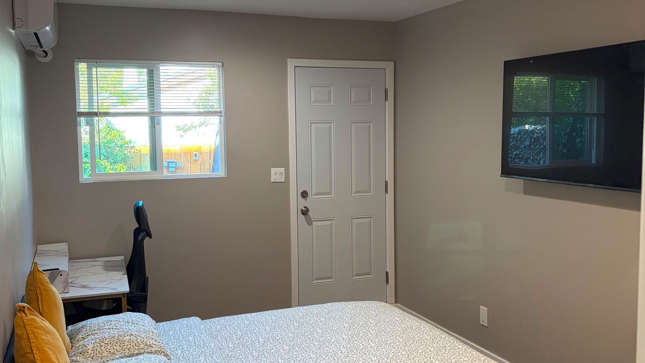 Photo of Bedroom in Lamanda Park